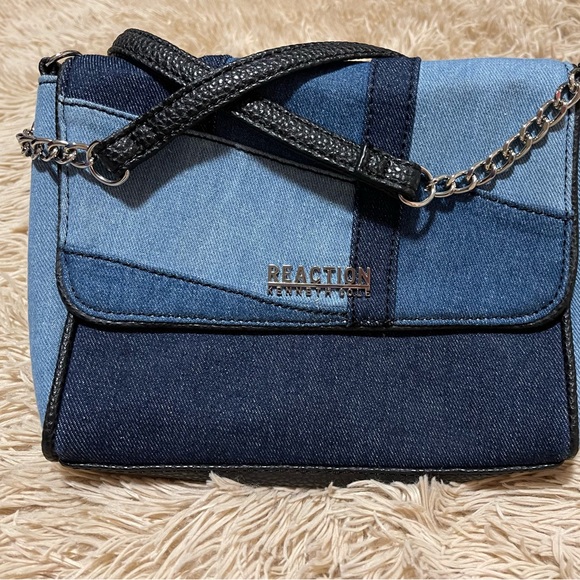 Kenneth Cole Reaction Crossbody bag - Picture 2 of 10